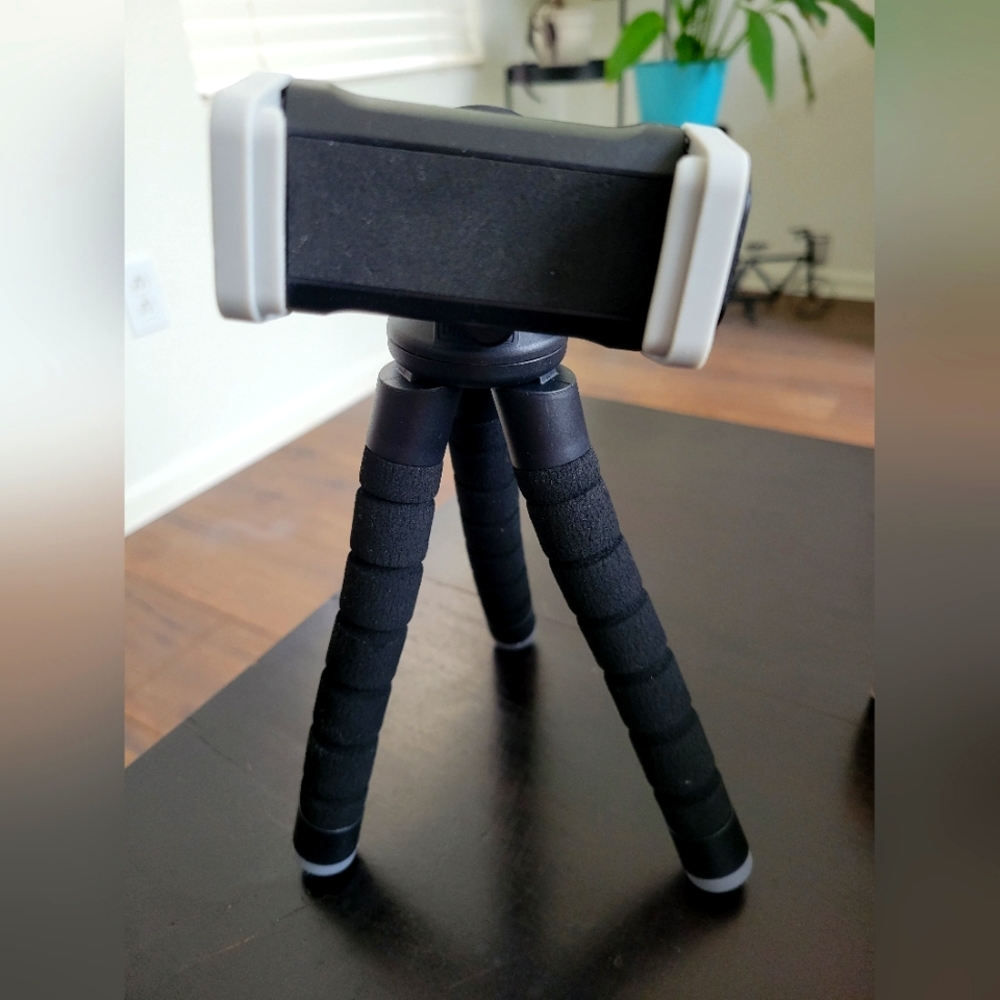 Cell Phone Tripod
